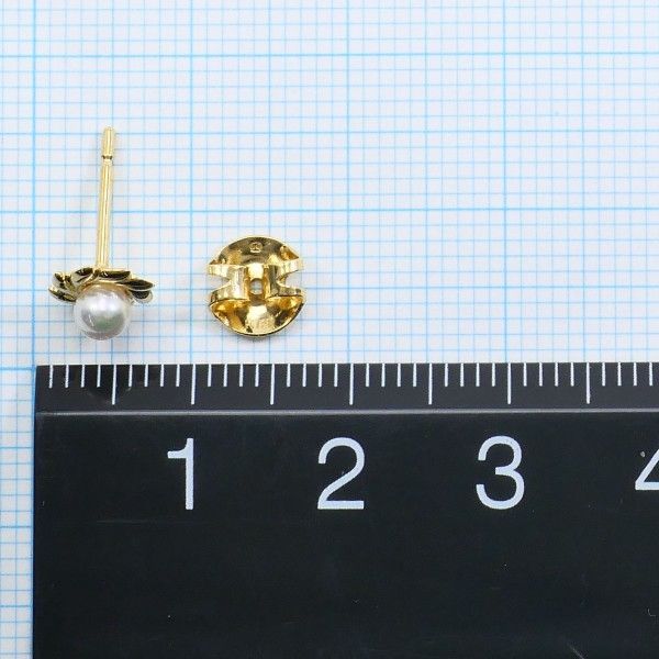ピアス