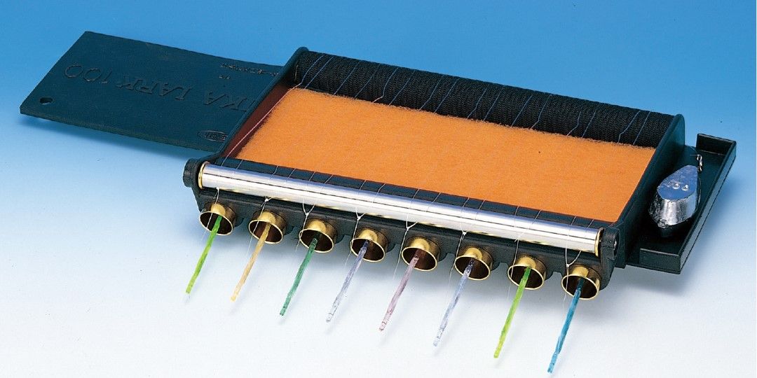 白檀 木彫り 木製象の彫刻 約10cm×12cm白檀 サンダルウッド