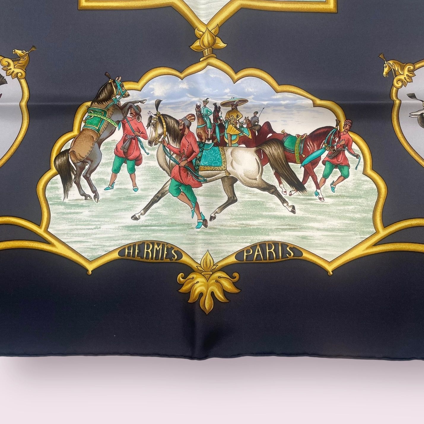 HERMES エルメス カレ90 LES CHEVAUX DES MOGHOLS ムガル王朝の