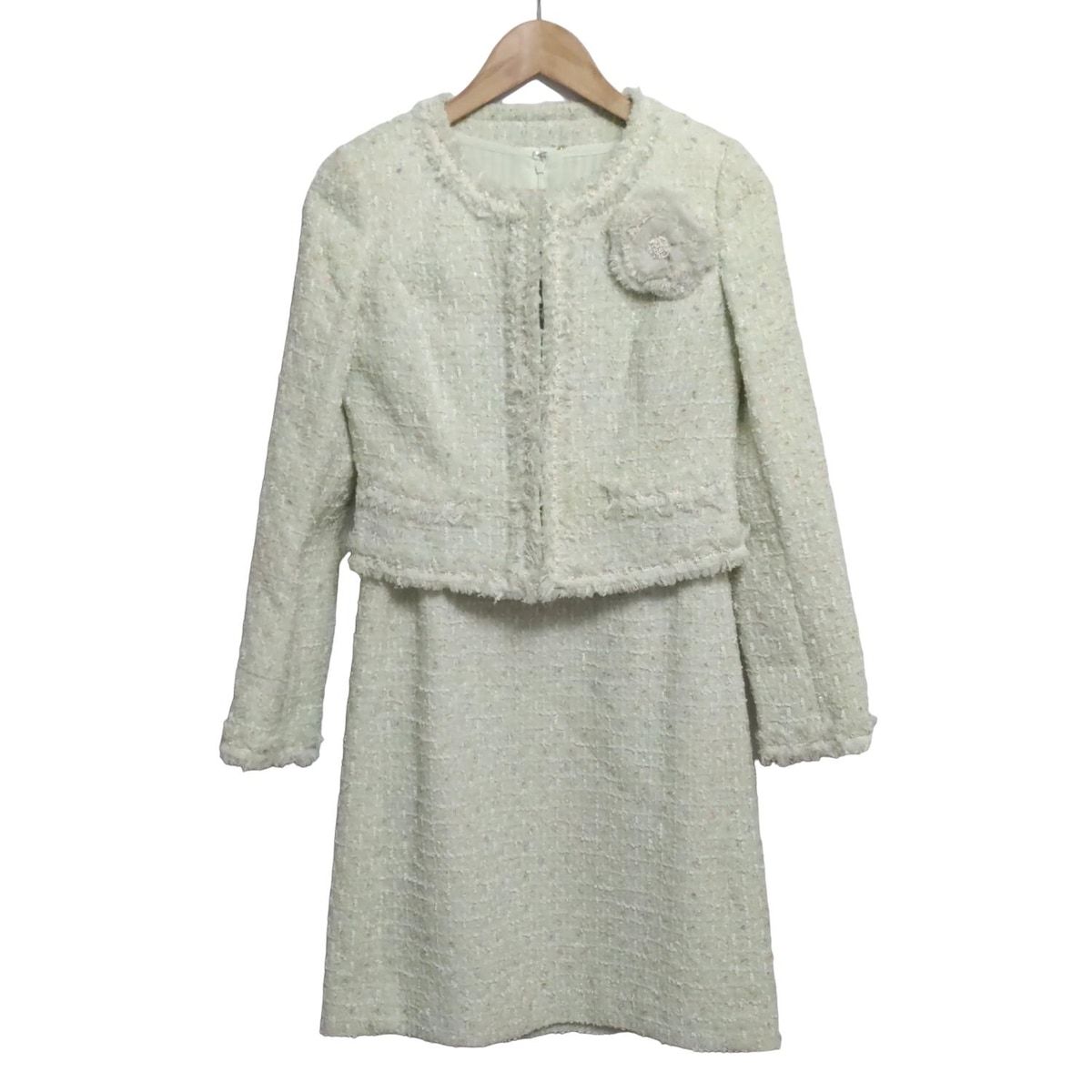 HARRODS ハロッズ ワンピーススーツ レディース - ライトグリーン×アイボリー×マルチ ツイード|パール|ラメ|コサージュ付き