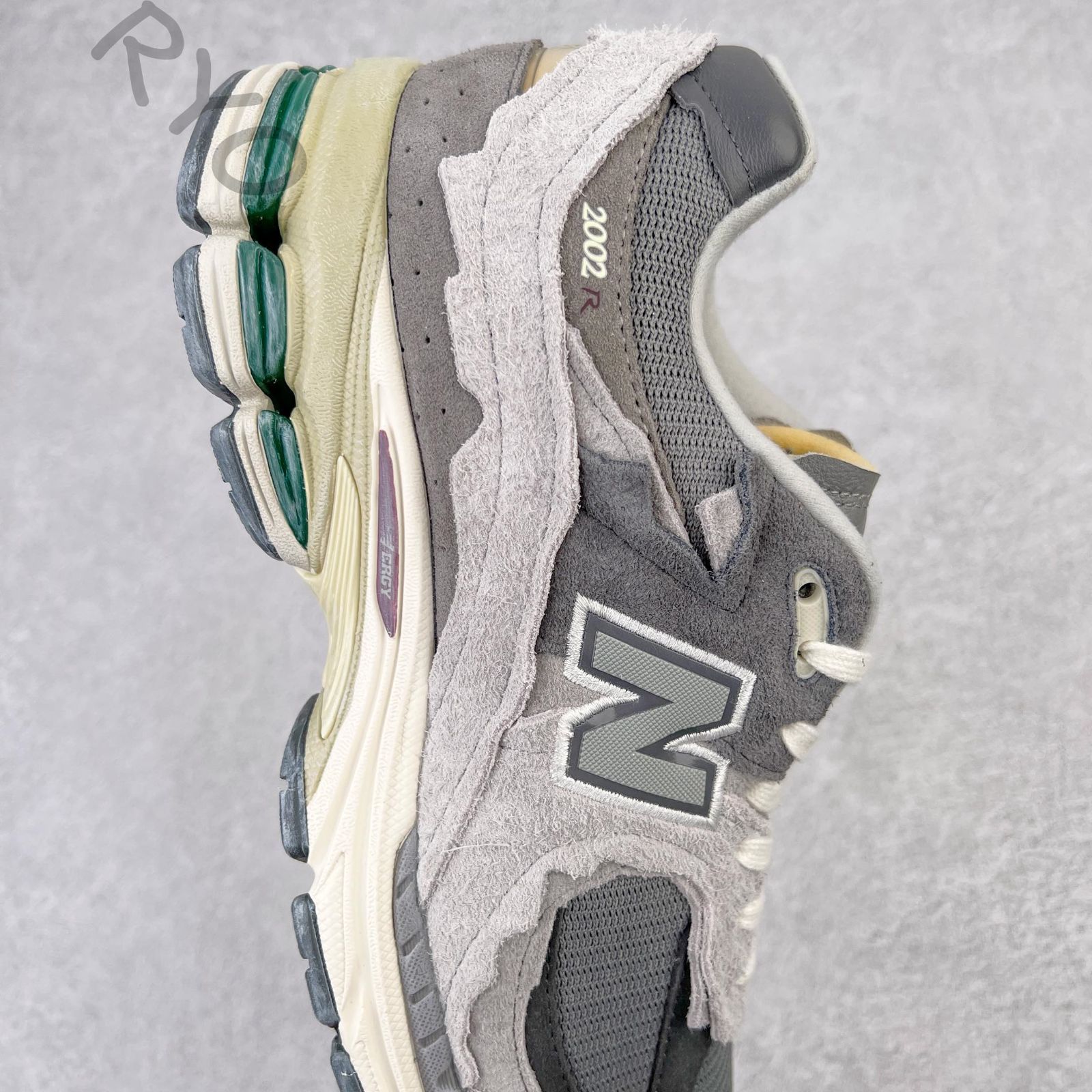 ⭐️新品⭐️未使用✨男女兼用🆕箱付 NEW BALANCE ニューバランス 2002R 'PROTECTION PACK - RAIN CLOUD' 2002R "プロテクション パック レインクラウド"  M2002RDA