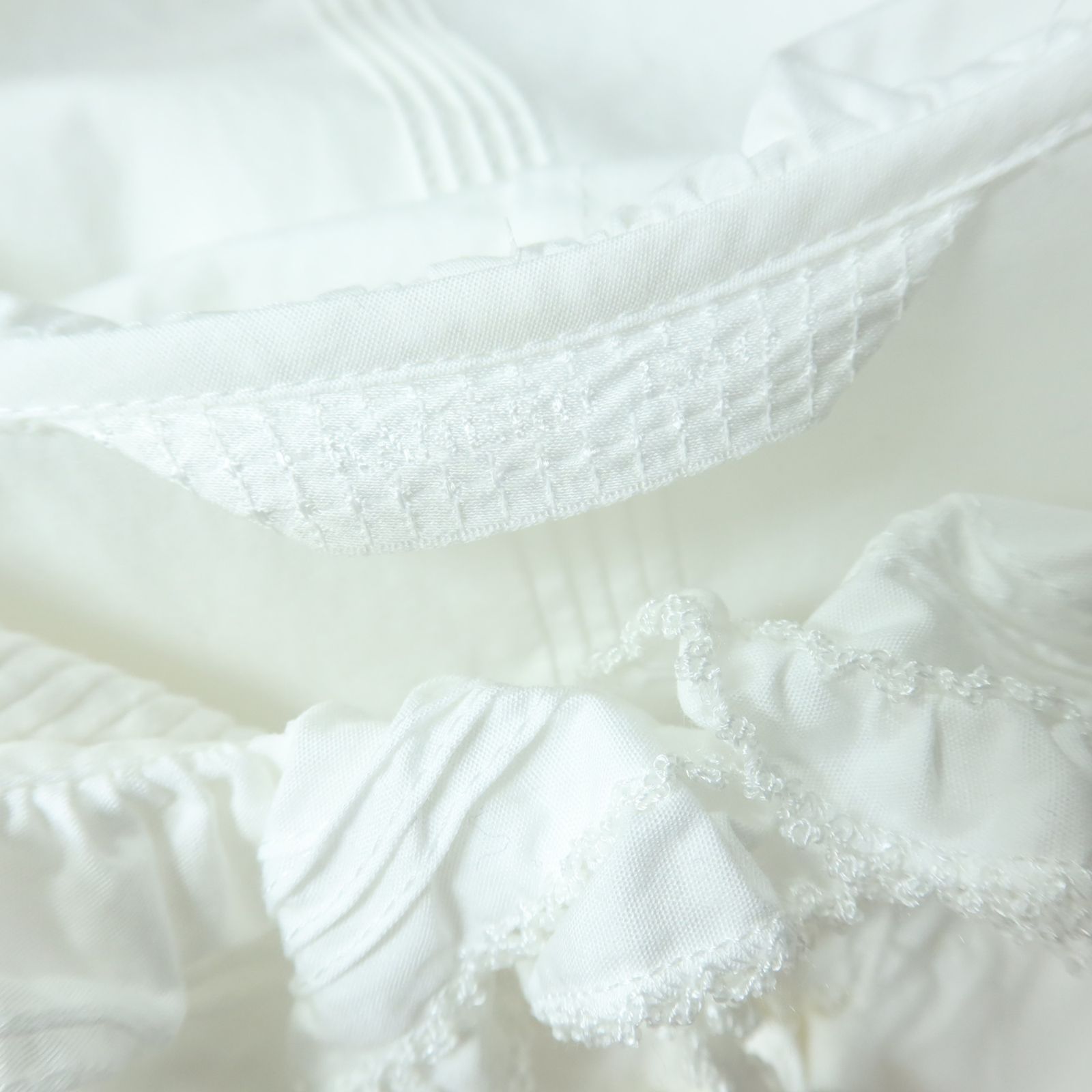 カネコイサオ☆フリルフード付き リボン結びデザイン 繊細