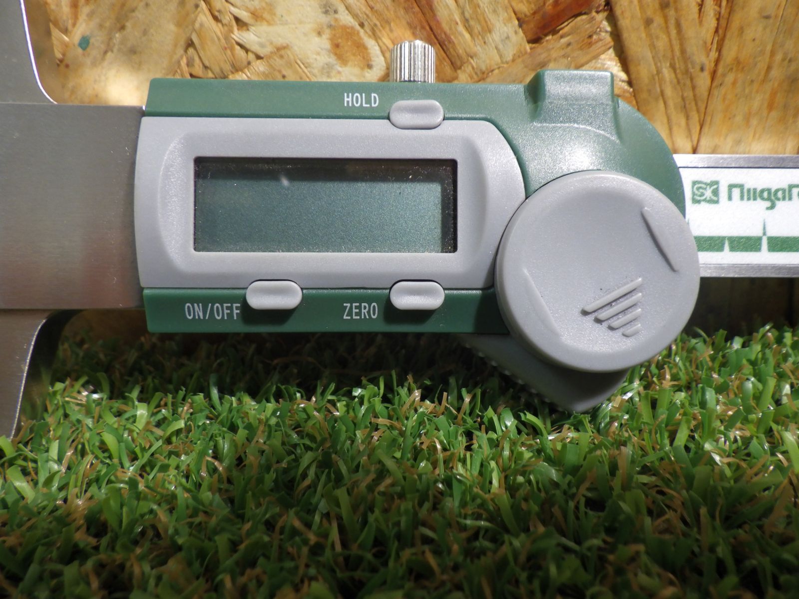 新潟精機 デジタルミニデプス 0-25mm GDCS-25STG 通電 のみ 深さ 測定 工具 デプスゲージ SK 品 HRDEVELOPMENT_JP