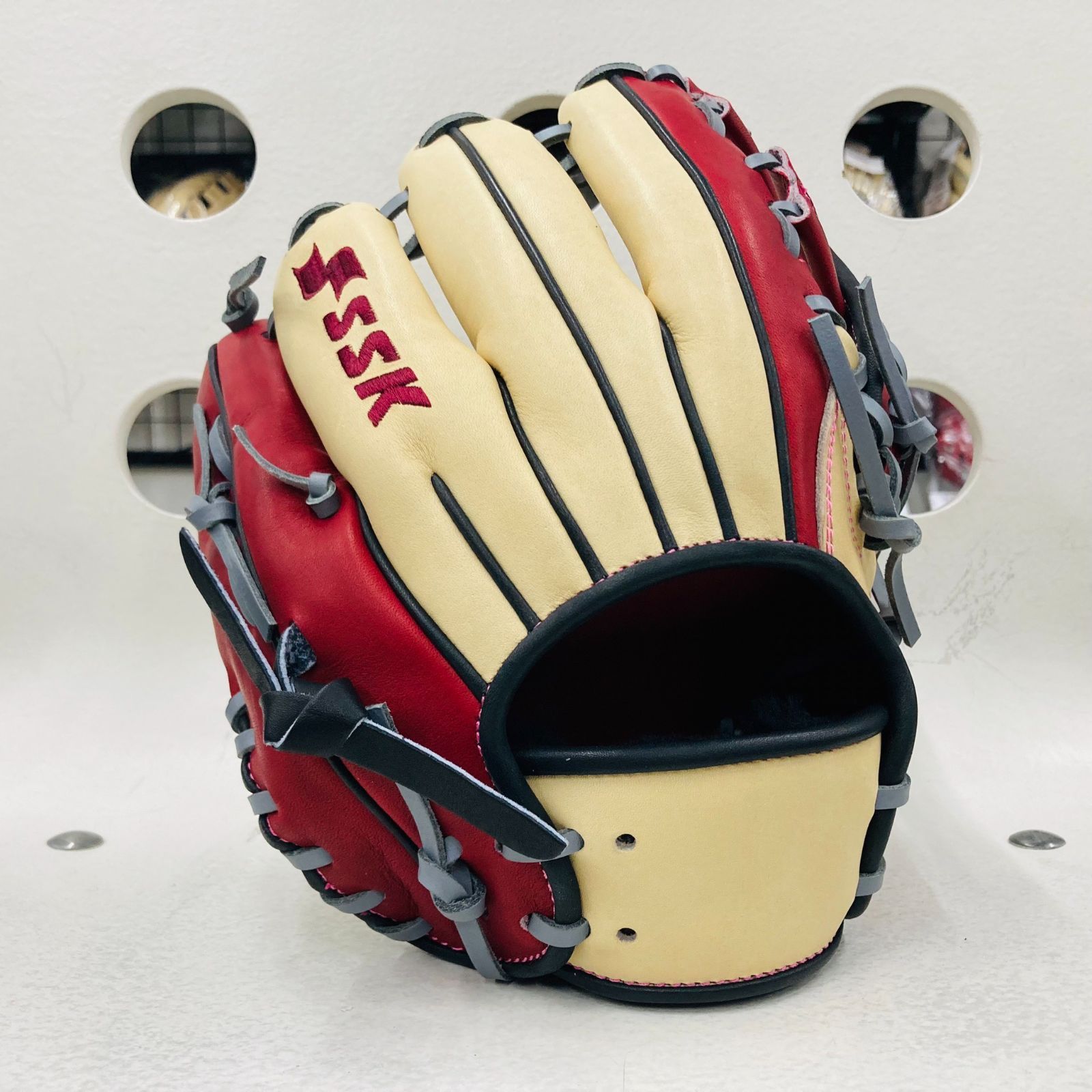 4.15まで出品 ☆SSK プロエッジ 軟式オーダー☆ 楽天市場】野球 SSK エスエスケイ プロエッジ 軟式内野手用
