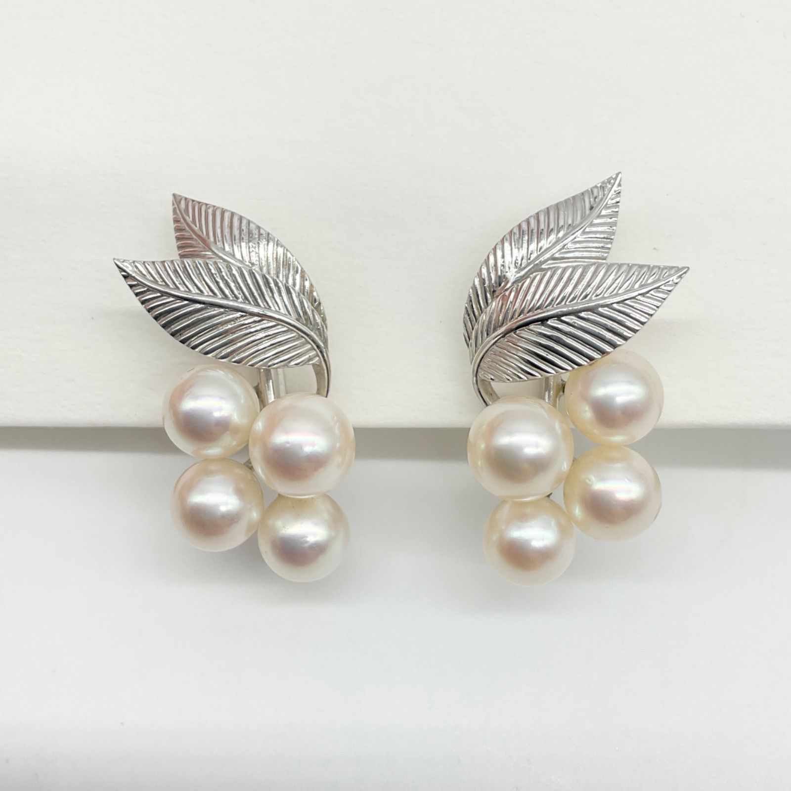 MIKIMOTO ミキモト パール K14WG ホワイトゴールド イヤリング 両耳用 シルバー リーフモチーフ パール4粒 総重量10.1g ABランク 5_299