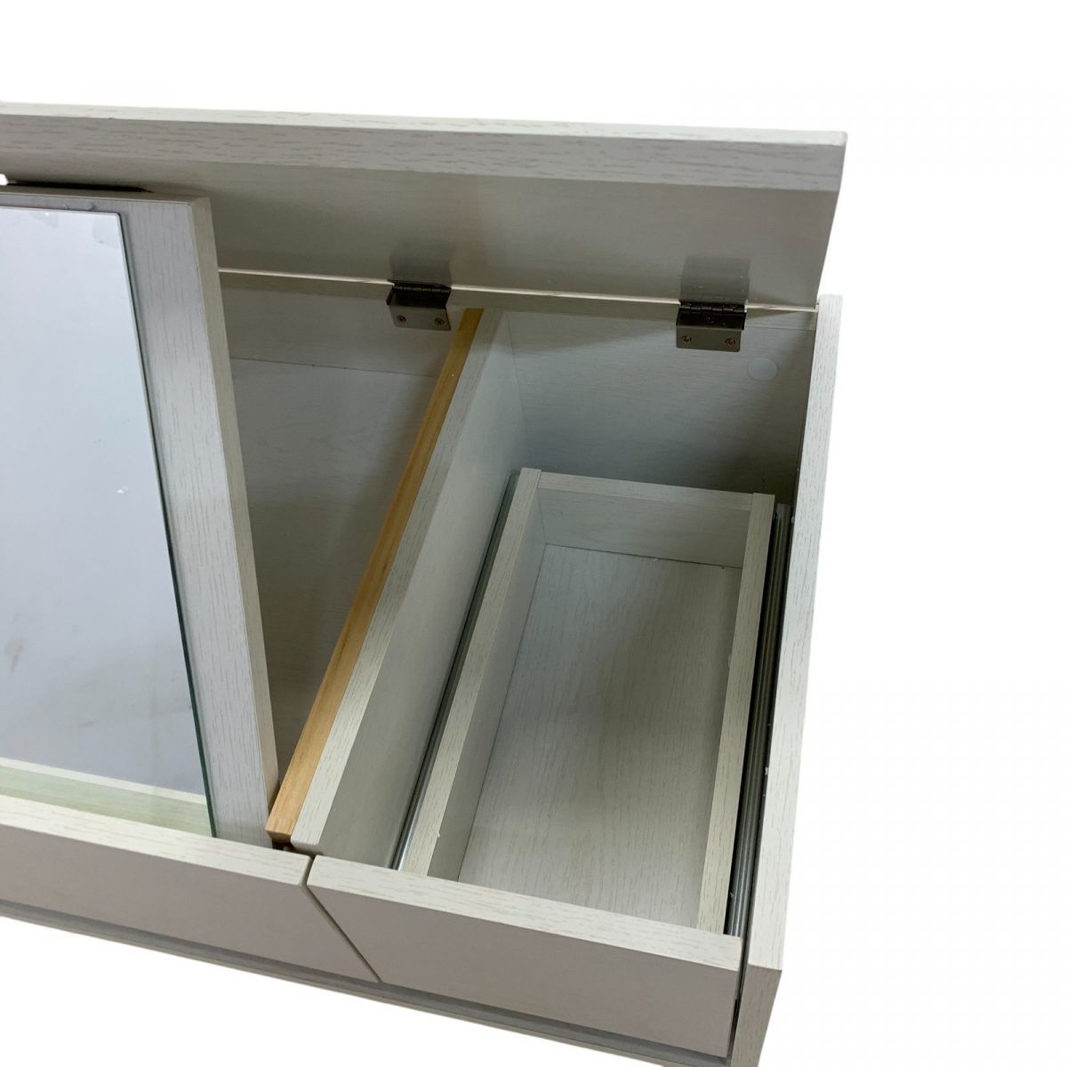 [新品未開封] LOWYA Irror テーブルドレッサー グレー 楽天市場】[ポイント10倍! 11/1 0:00-11/1 23:59] 【テレビで紹介