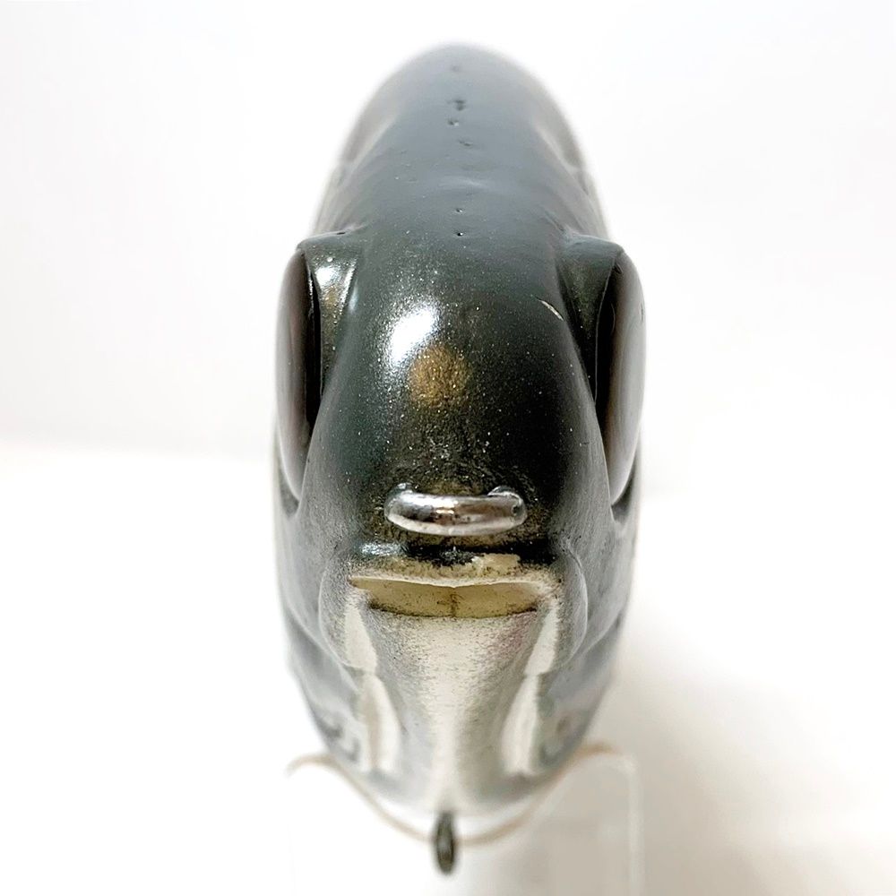 サーティーン ダークホース