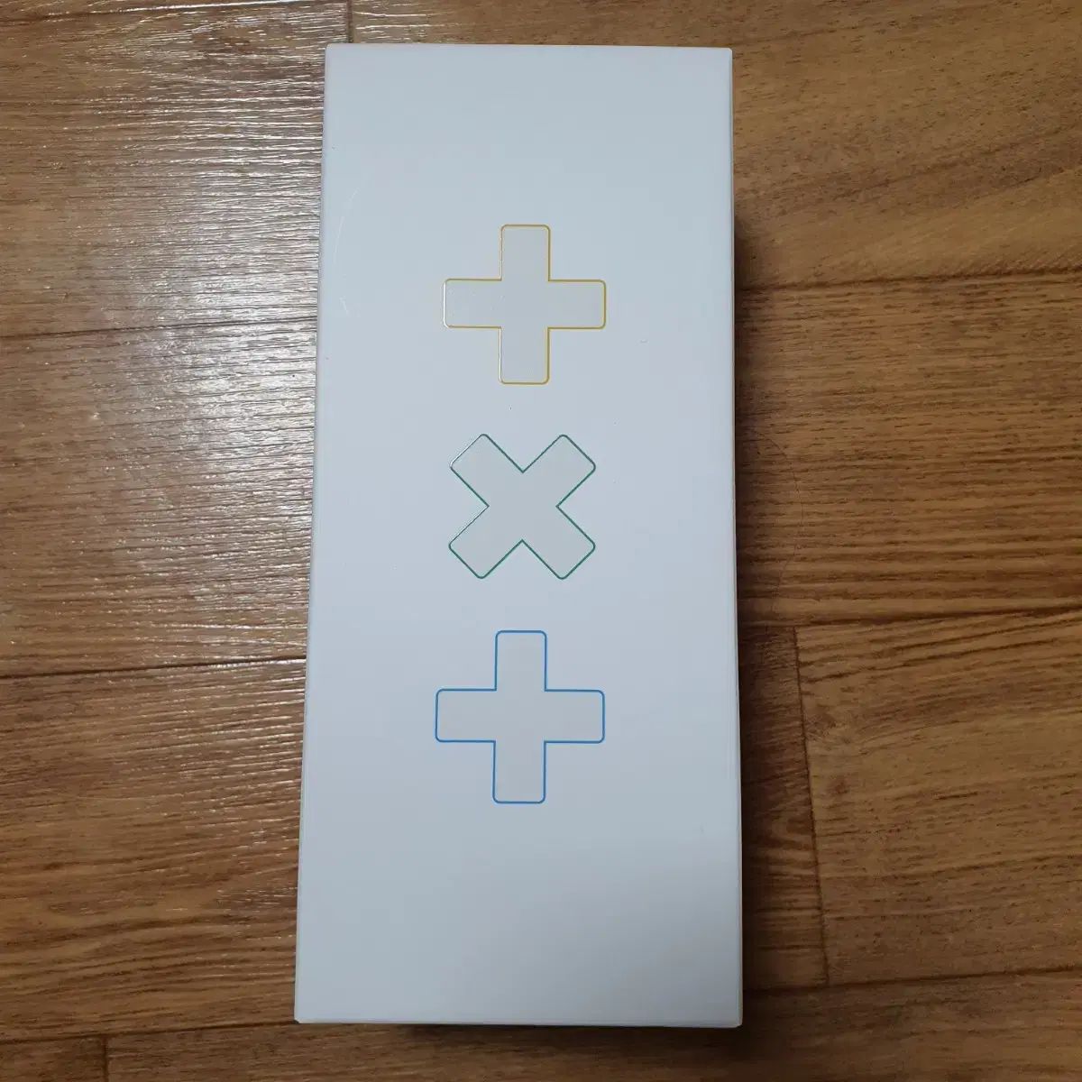 新品・未開封 TXT ペンライト モア棒 トレカ付き 新品未開封】moa棒ver.2 txtオフィシャルライトスティック