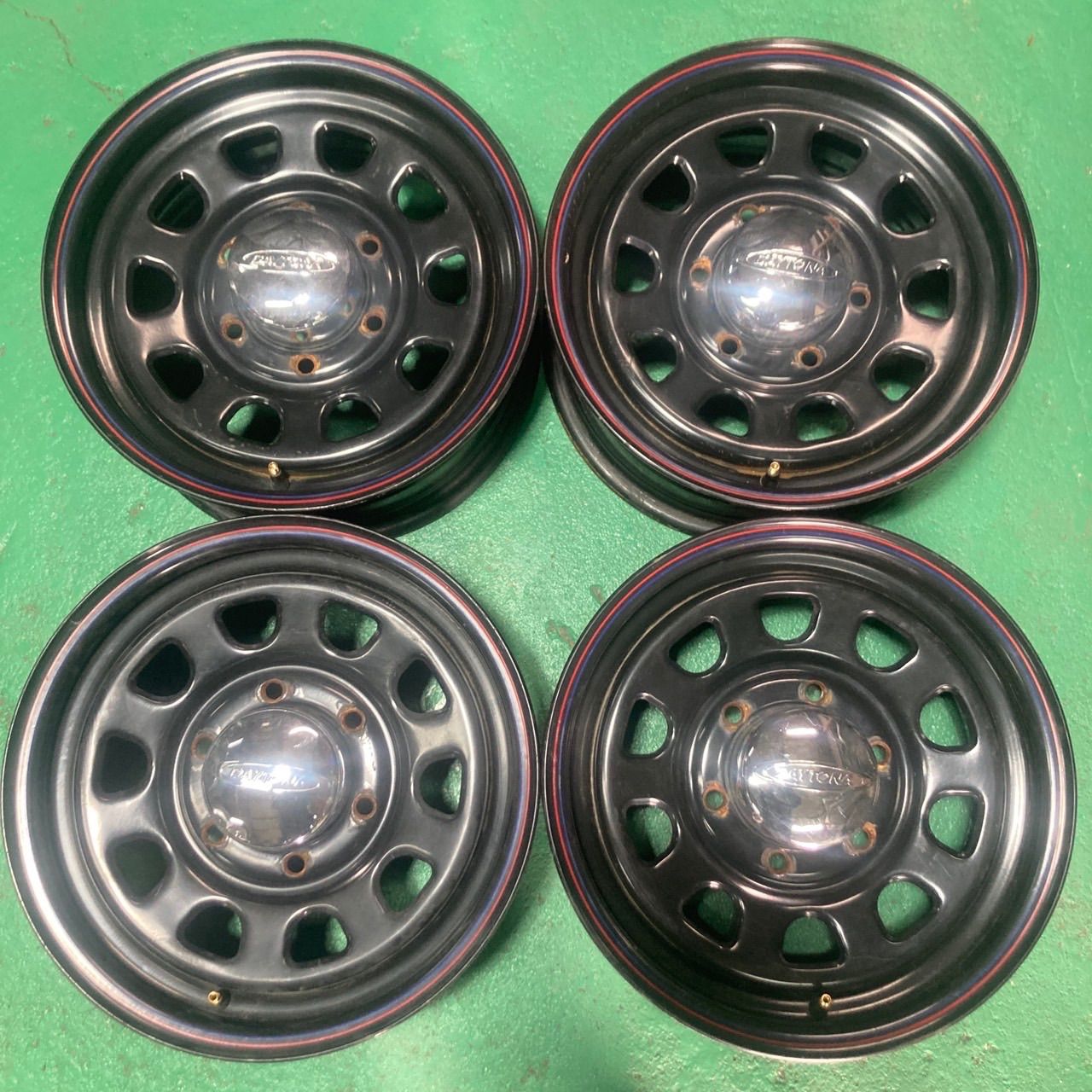 200系ハイエース デイトナ スチール 15インチ 6.5j PCD139.7 - メルカリ
