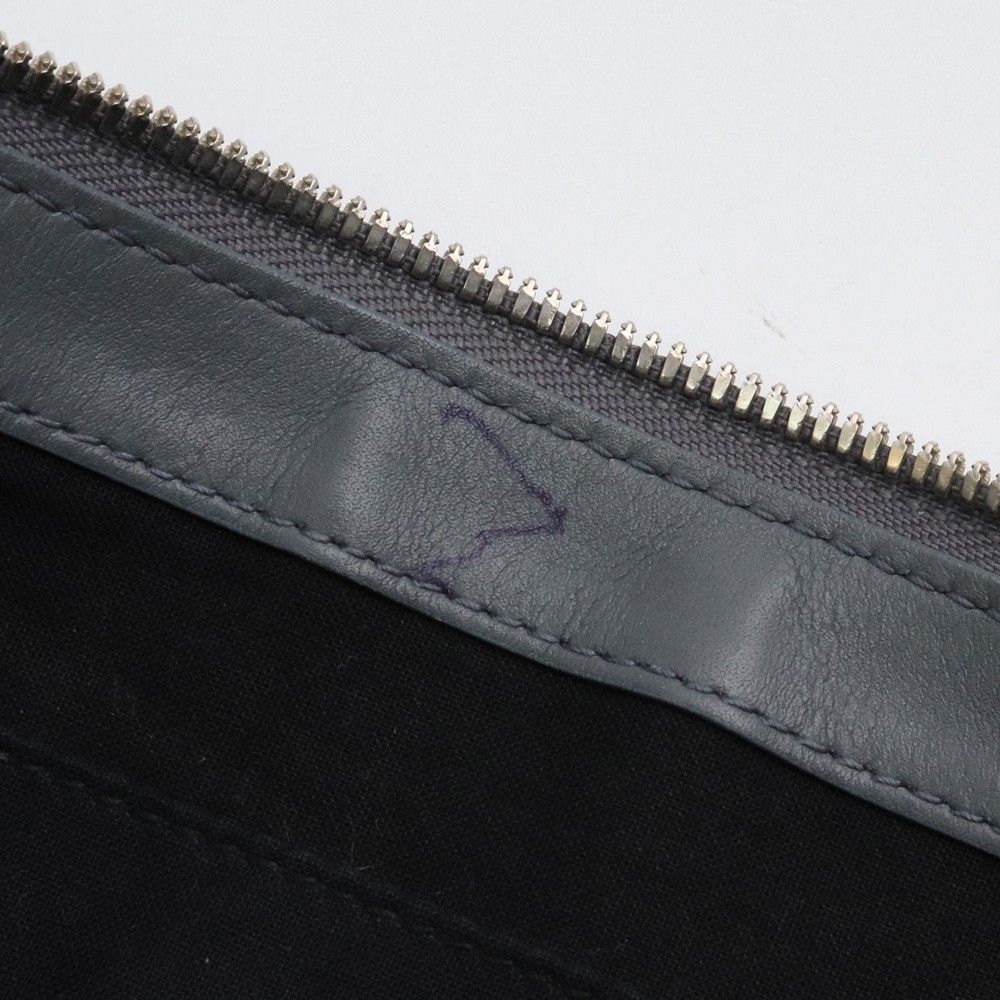 BALENCIAGA クラッチバッグ NAVY CLIP - メルカリ