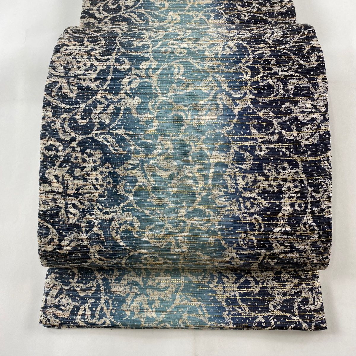 袋帯 美品 名品 花唐草 金糸 箔 紺色 全通 正絹 【中古】 - メルカリ