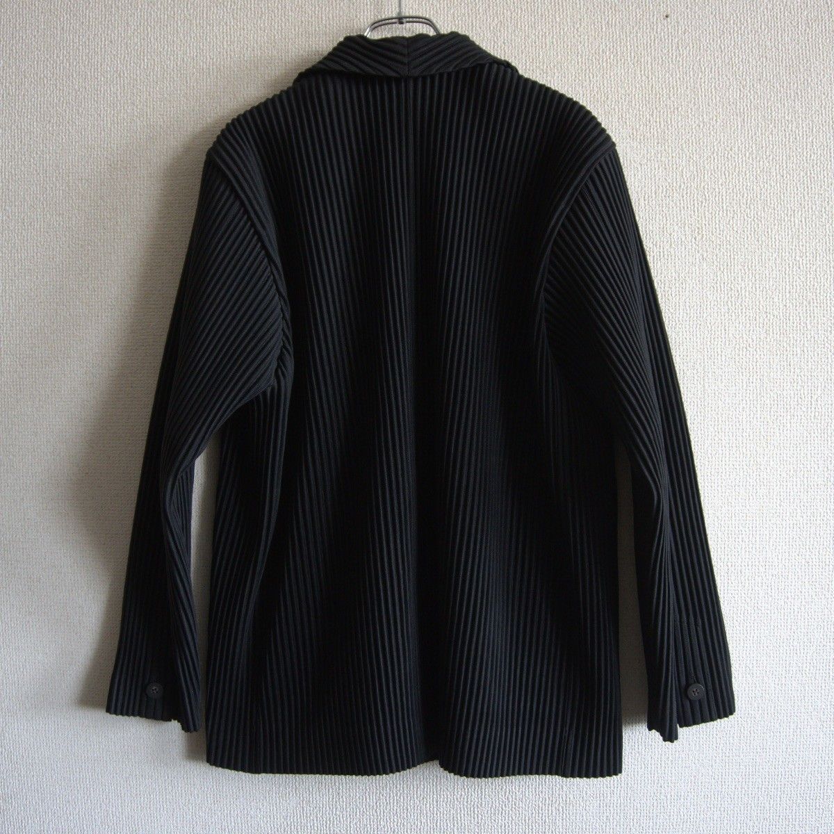 割引クーポン 美品】 HOMME PLISSE ISSEY MIYAKE【BASICS プリーツ ジャケット ジャケット・アウター