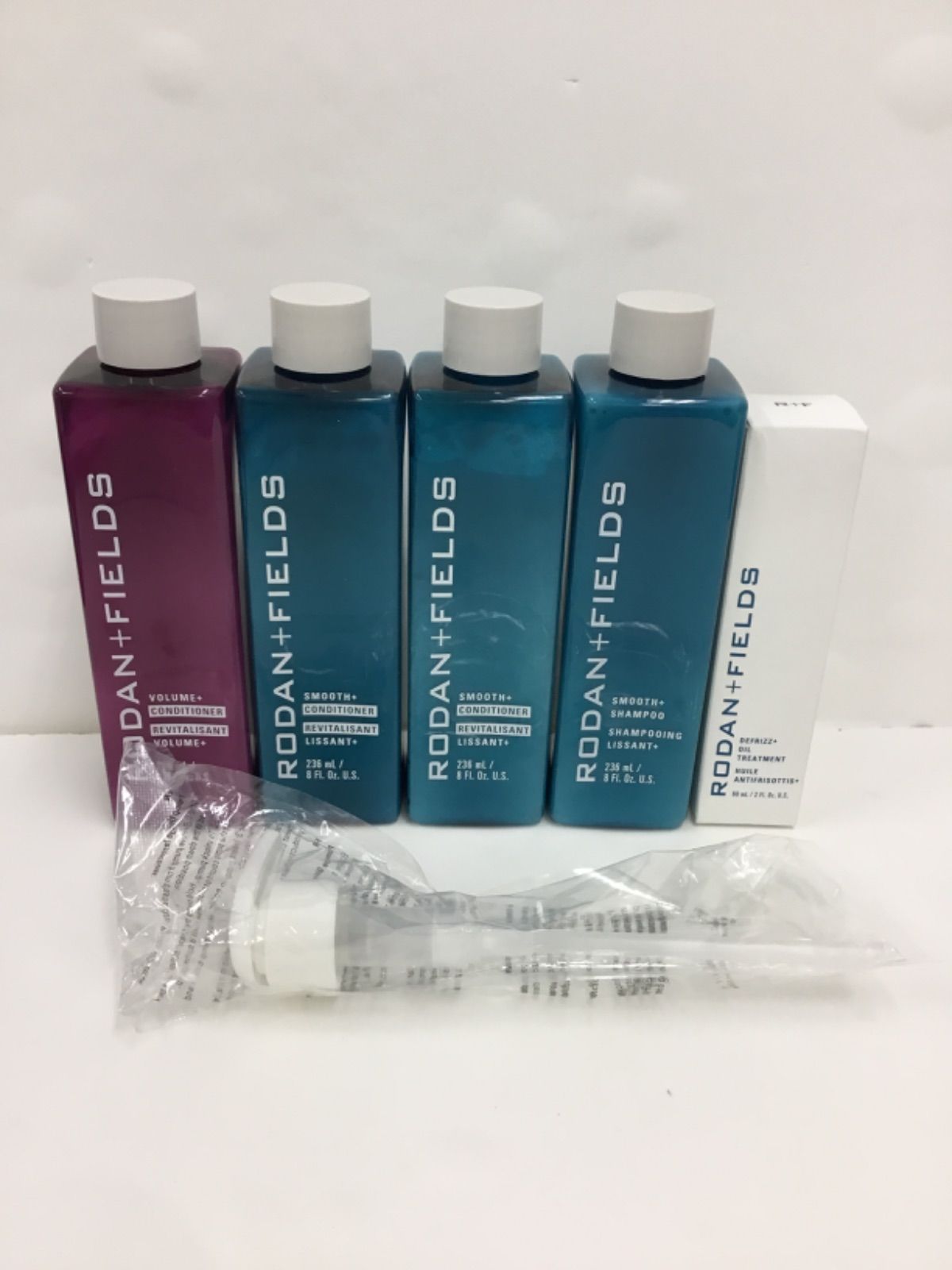 J647 RODAN+FIELDS ロダン アンド フィールズ シャンプー236ml、コンディショナー 236ml、オイルトリートメント  60mlのおまとめ5点セット（ポンプ1本付） - メルカリ