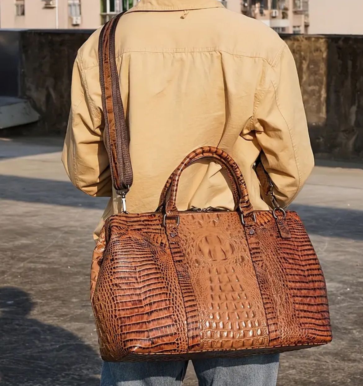 ブラウン クロコダイル風ビジネスバッグ クロコダイル メンズ ビジネスバッグ かぶせ ダイヤルロック 30cm