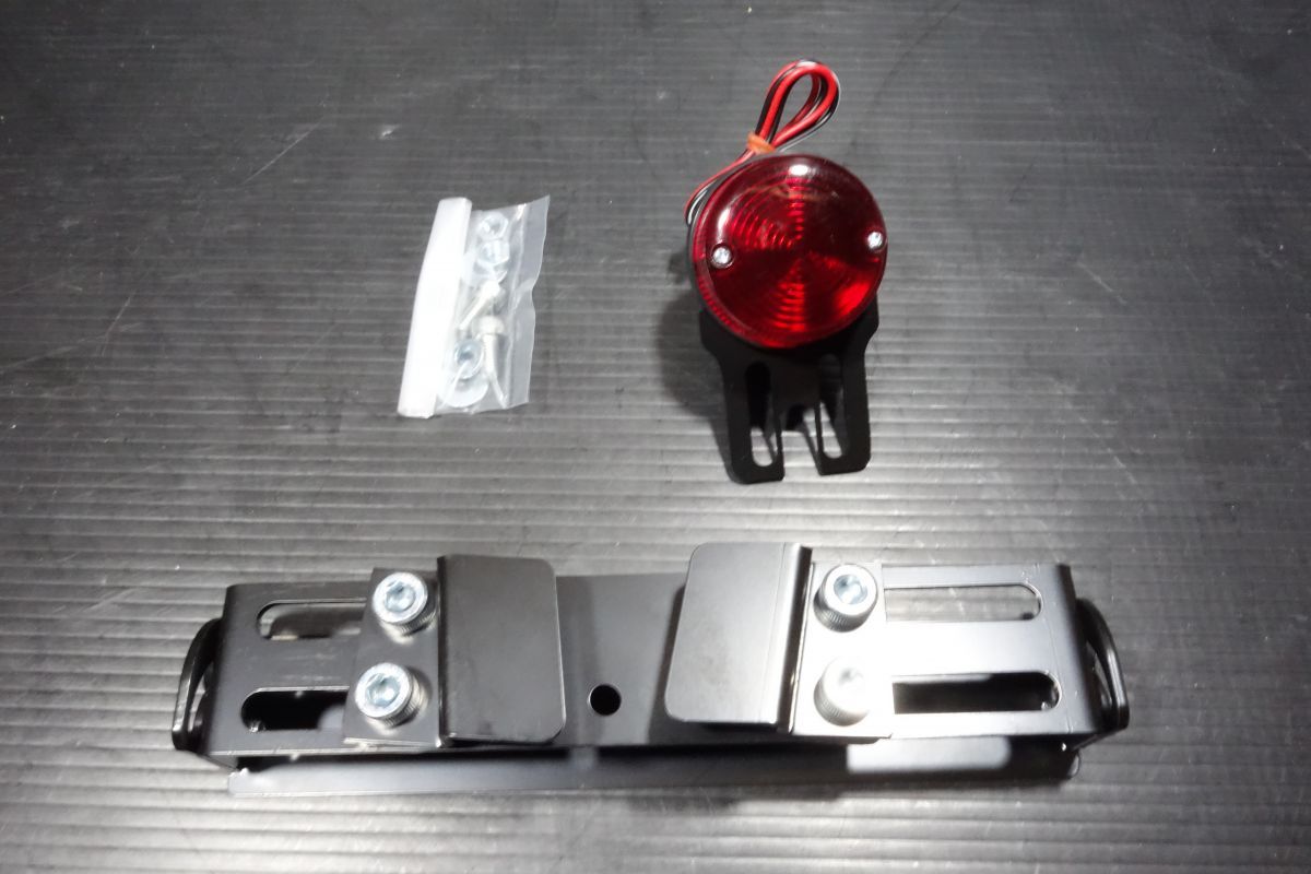 ガレージT-F シーシーバー用ナンバーブラケットKIT - 丸型テールランプ R20250324