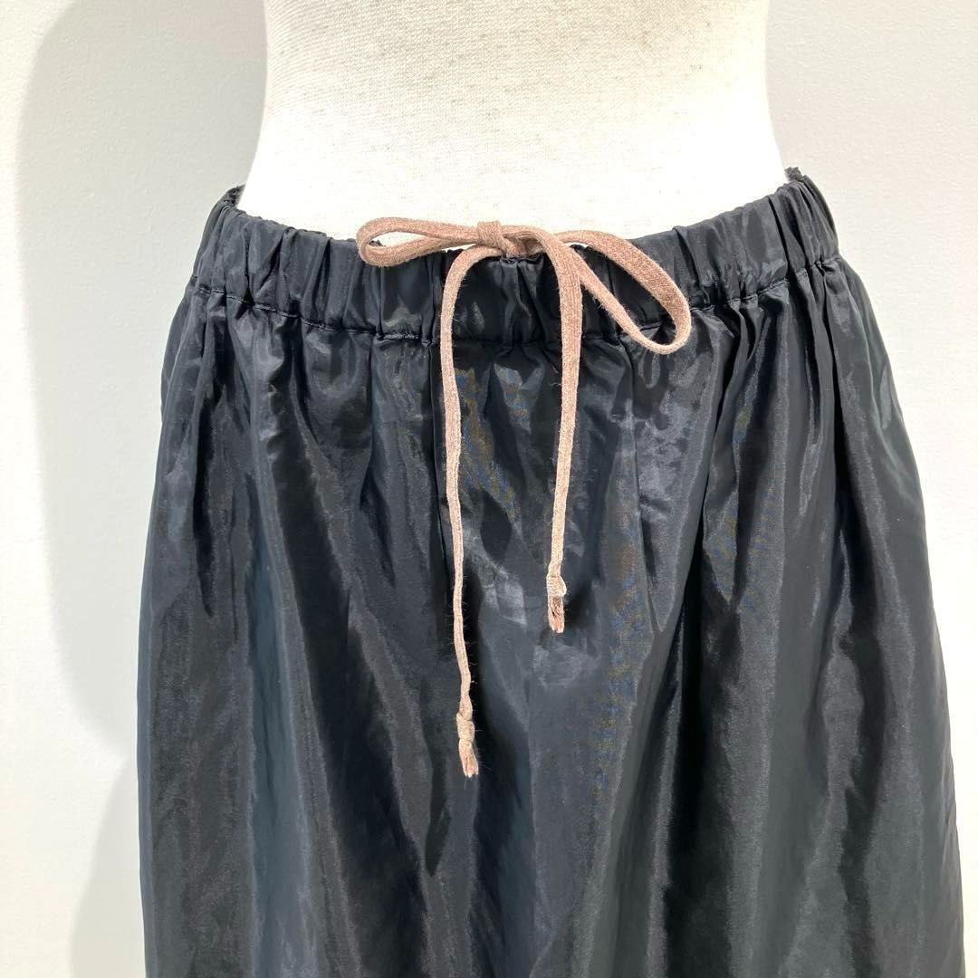 COMME des GARCONS COMME des GARCONS / エステルサテン 裾フリルスカート/スカート/S/ポリエステル/BLK/RI-S010// RI-S010 コムデギャルソン コムデギャルソン COMME des GARCONS COMME