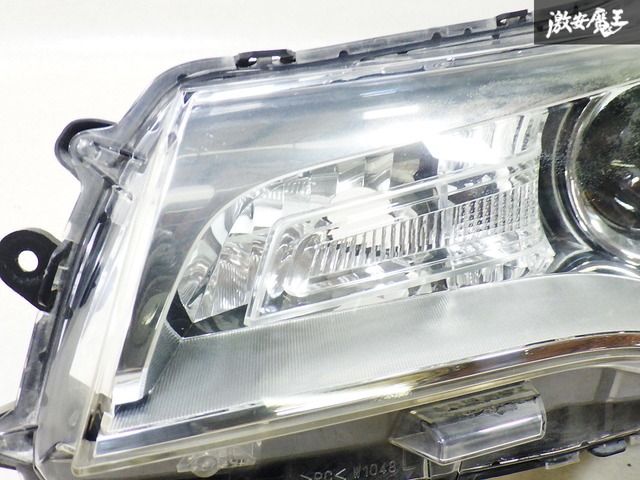 新作登場，低価 日産 デイズ B21W 左 ヘッドランプ ヘッドライト ASSY