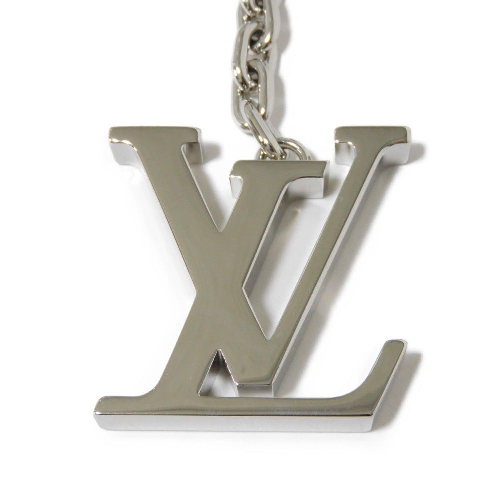 ルイヴィトン キーホルダー ポルトクレ イニシャル チャーム シルバー ルイヴィトン ポルトクレ イニシャルLV シルバー キーホルダー
