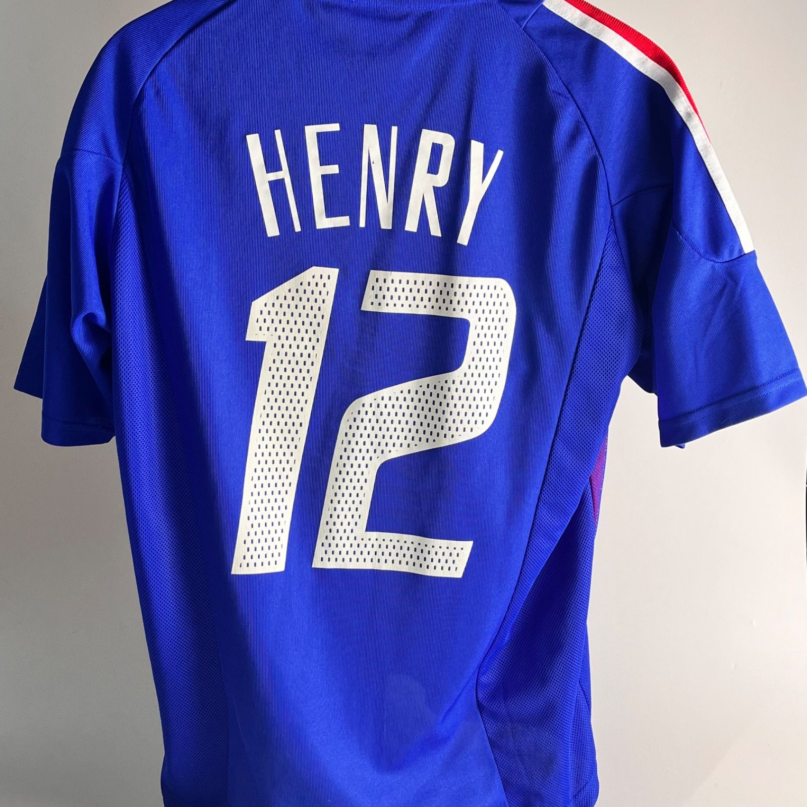 背番号12番 HENRY アンリ フランス代表 adidas アディダス サッカーユニフォーム 2002~2003年 プリント欠け有 大人 半袖 -  メルカリ