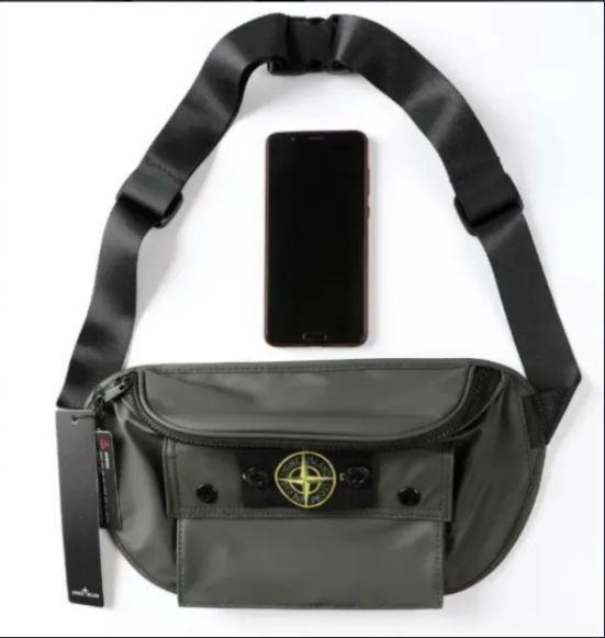 美品 ストーンアイランドSTONE ISLAND ショルダーバッグ ボディー  