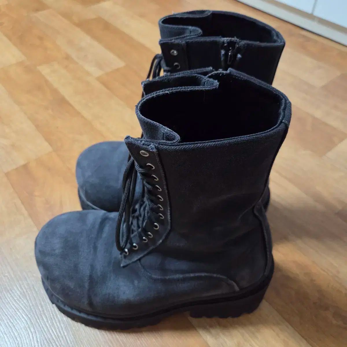 41 バレンシアガ ストンパー キャンバス