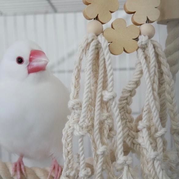 安全で安心《お花のナチュラルかみかみ》✩.*˚鳥おもちゃ インコおもちゃ - メルカリ