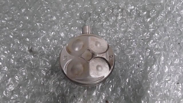 CB400SF-K　NC39-1802xxx　の　ピストン　2:#1737079301