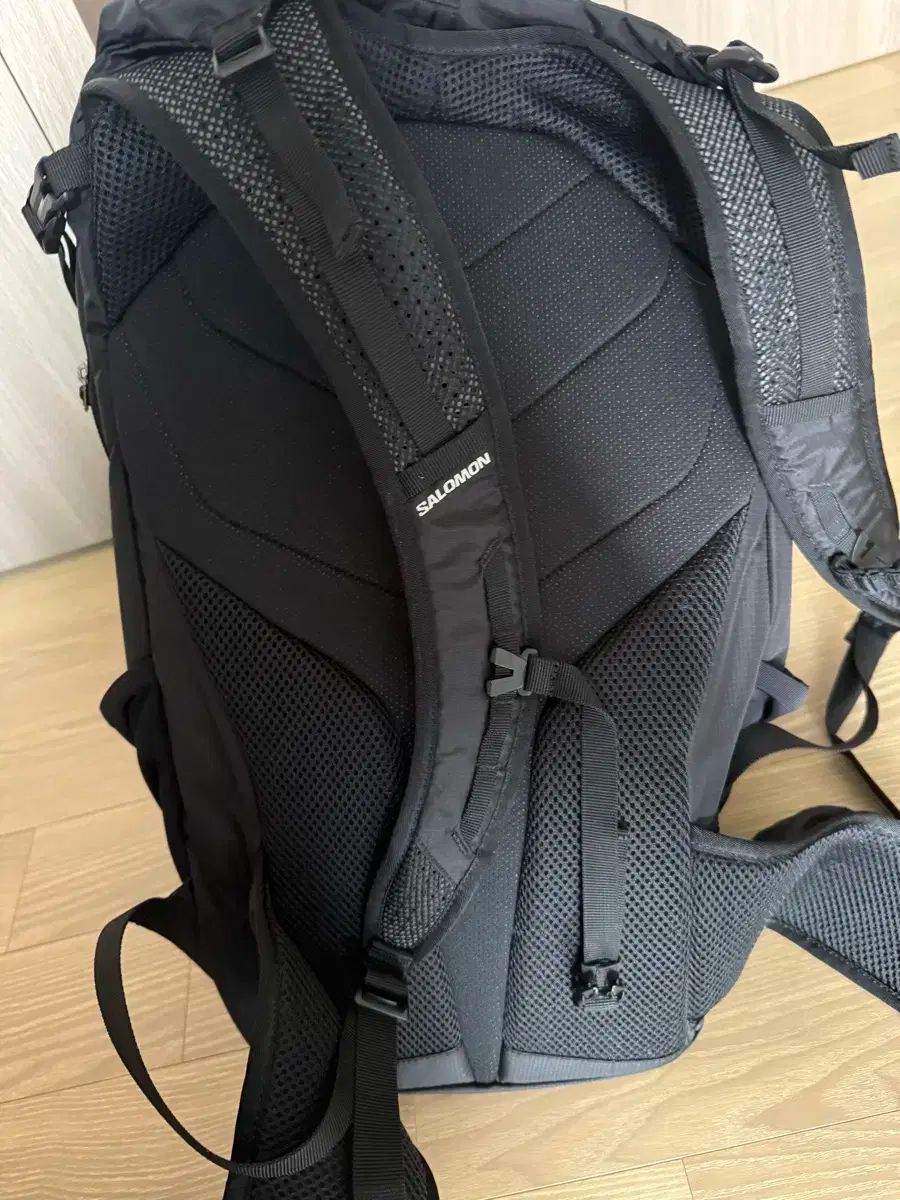 SALOMON TRAILBLAZER 30 リュック ブラック サロモン TRAILBLAZER 30