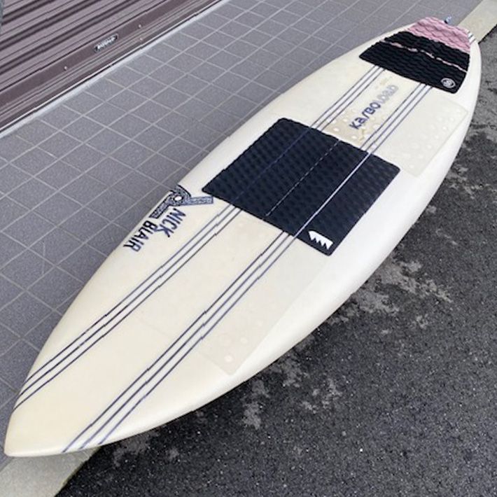 中古 サーフボード JOISTIK SURFBOARDS  ジョイスティック サーフボード ”V2MAX”カーボロード 5’11” 34.00CL FCS2 5FIN NICK BLAIR（ニック・ブレアー）JOISTIKのベストセラーモデル！