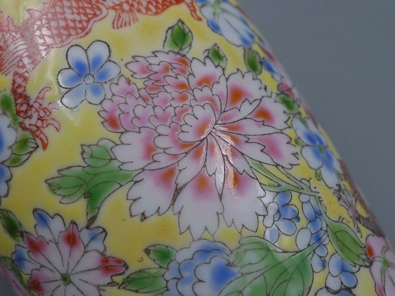 希少 重さわずか77グラム 中国 景德鎮 薄胎 花瓶 花入 時代物 唐