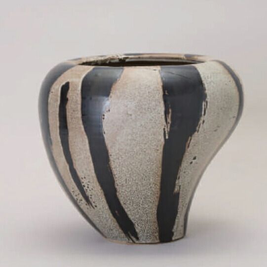 花 観葉植物用ポット イヴァナ 26 Ceramic POT 1個入り 26022 底穴なし 鉢タイプ 代引き不可 大型鉢カバー FARM p13