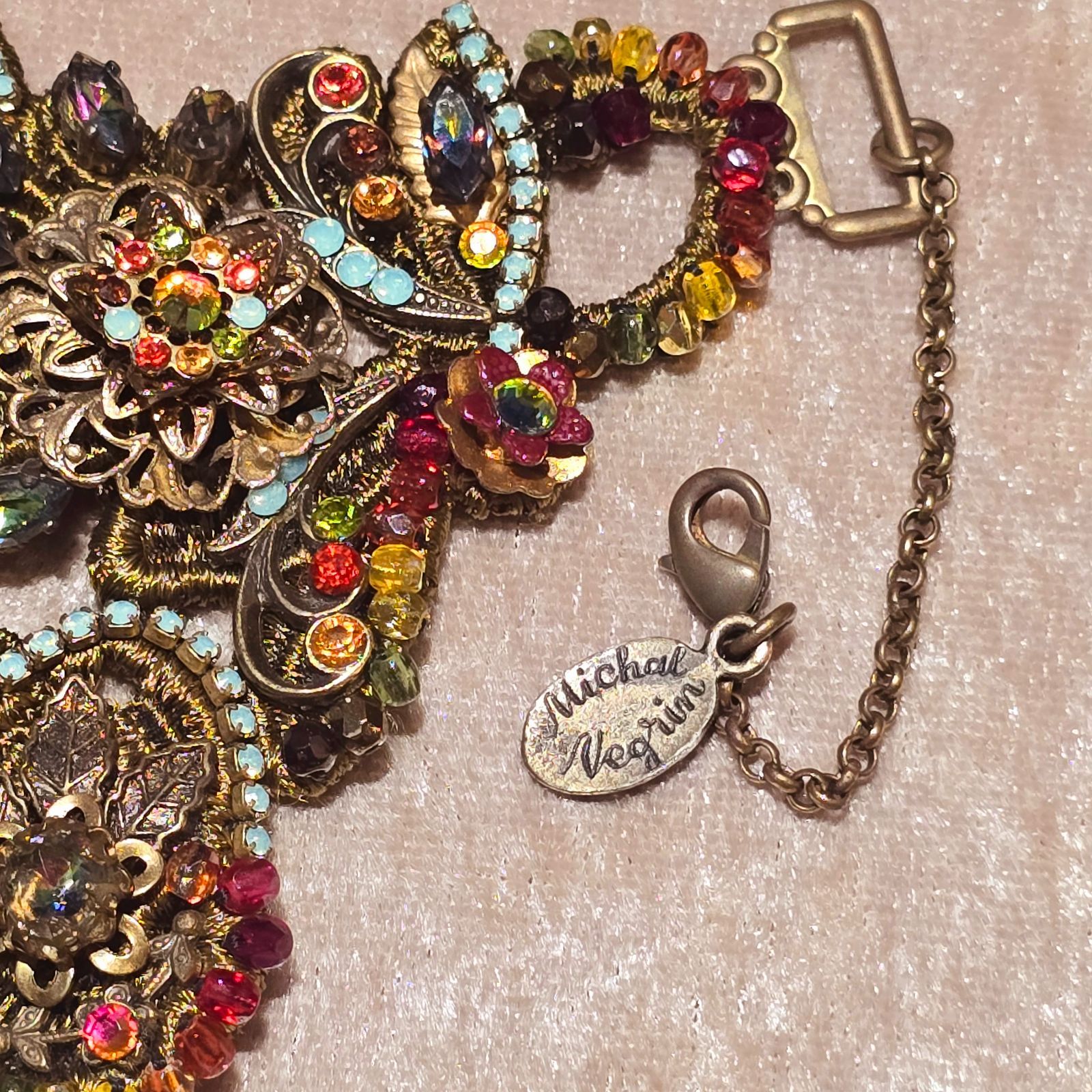 魅惑の美しさ ミハエルネグリン アクセサリー - メルカリ