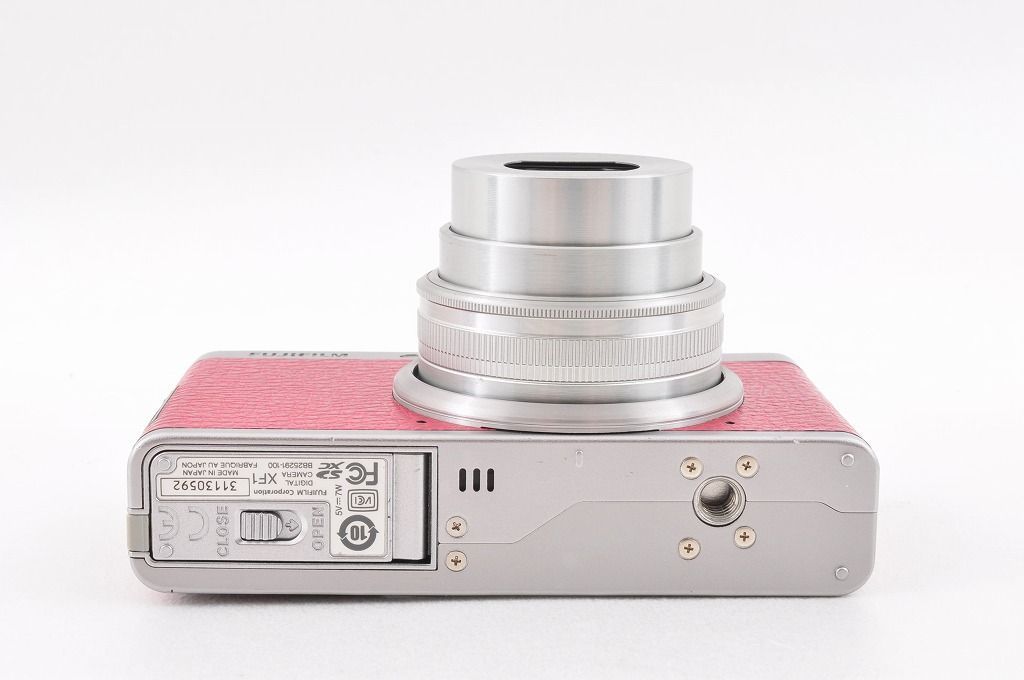 Fujifilm 富士フイルム XF1 レッド 1200万画素 コンパクトデジタル