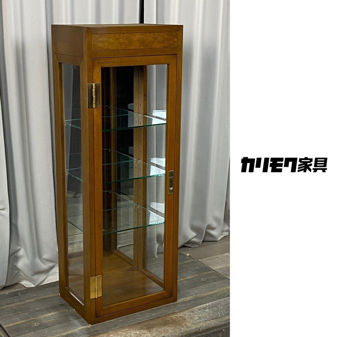 GT69 カリモク ドマーニ モーガントン ライトコニャック 飾り棚 訳あり品 キュリオ ガラス キャビネット|神奈川県秦野市|A3