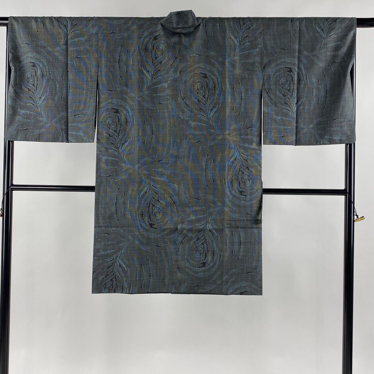 道中着 身丈105.5cm 裄丈67cm M 和装コート 紬地 葉柄 幾何学模様 青灰色 正絹