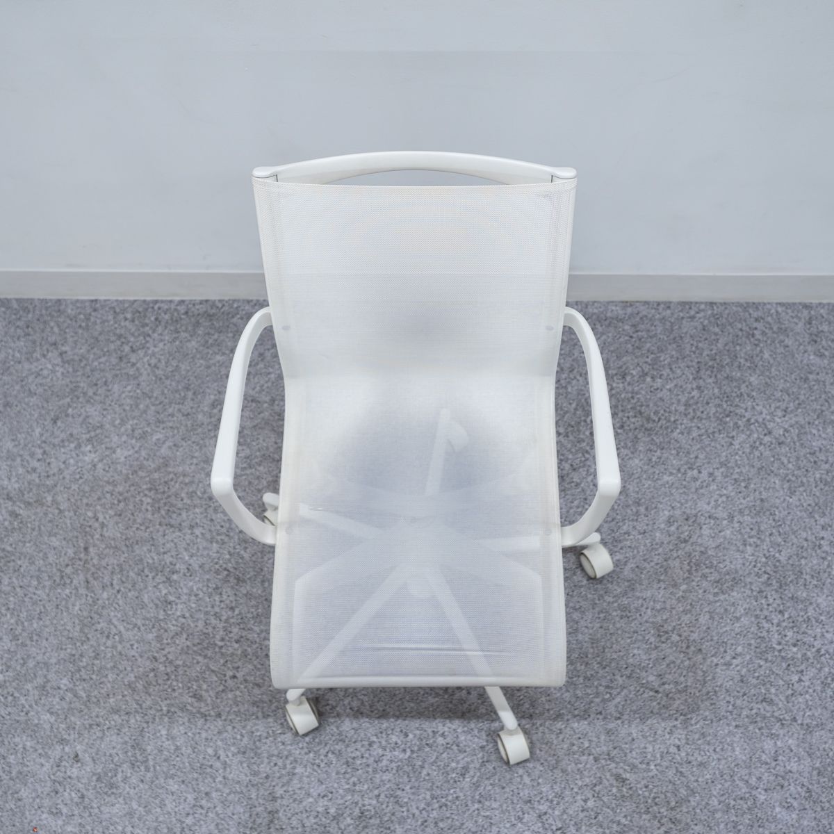 メッシュ ホワイト