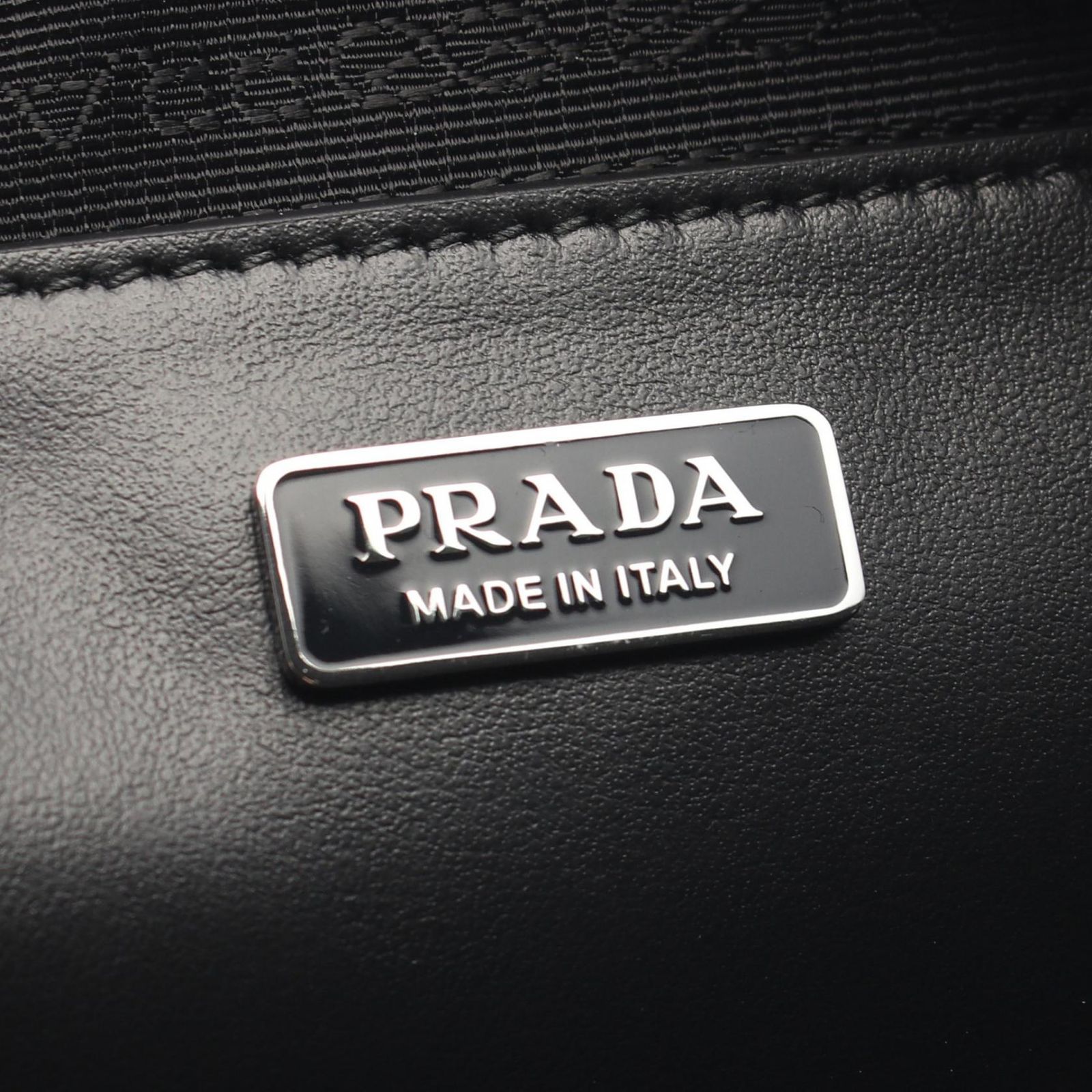 PRADA ショルダーバッグ