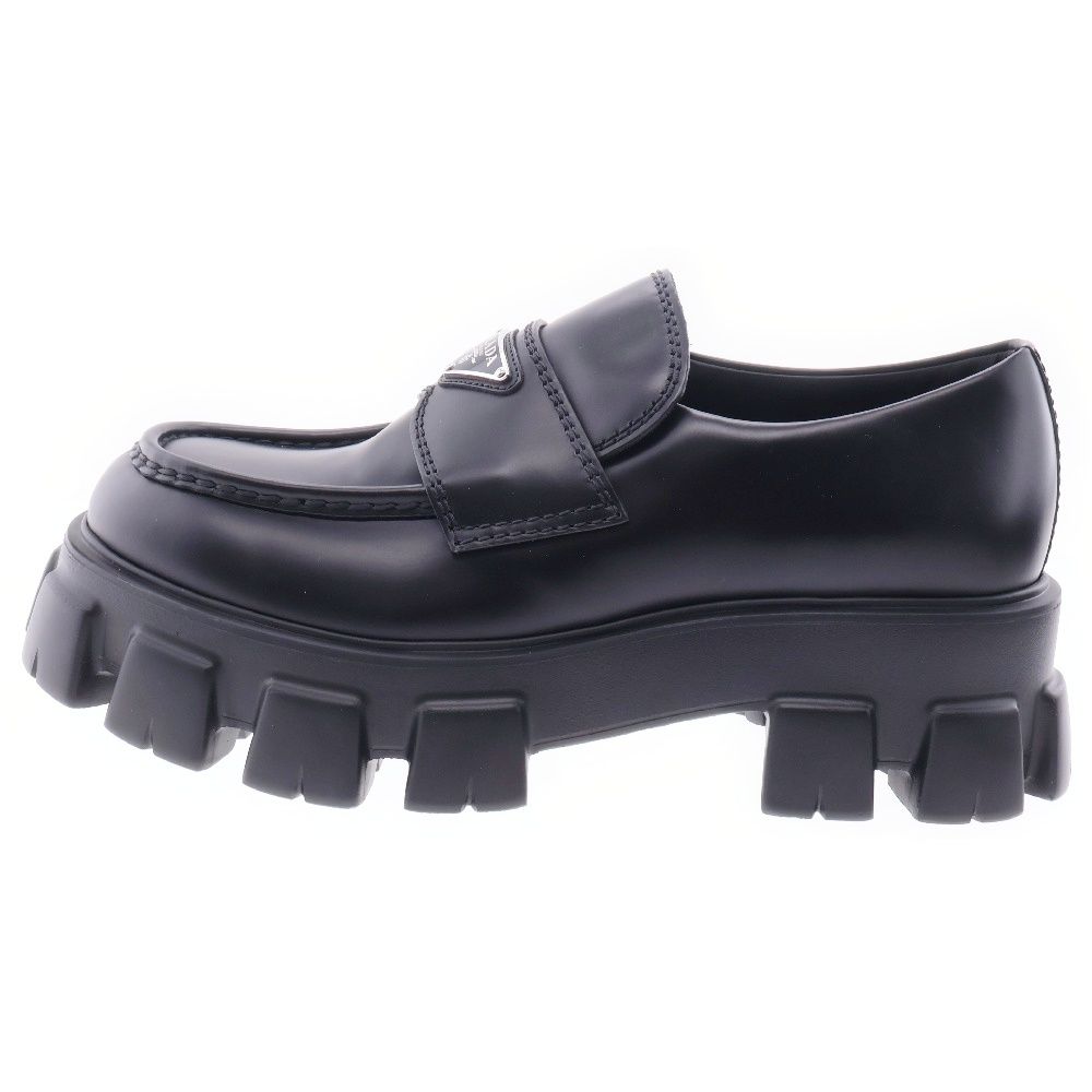 PRADA (プラダ) トライアングルロゴプレート モノリス ブラッシュドレザー ローファー ブラック 2DE129　シューズ