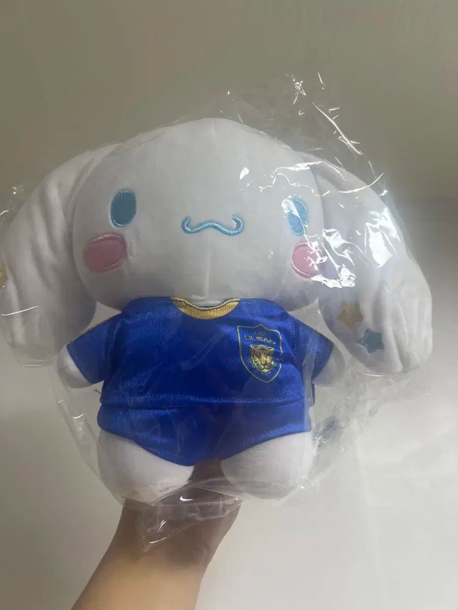 サンリオ シナモロール UHDFC サッカー ぬいぐるみ キーホルダー