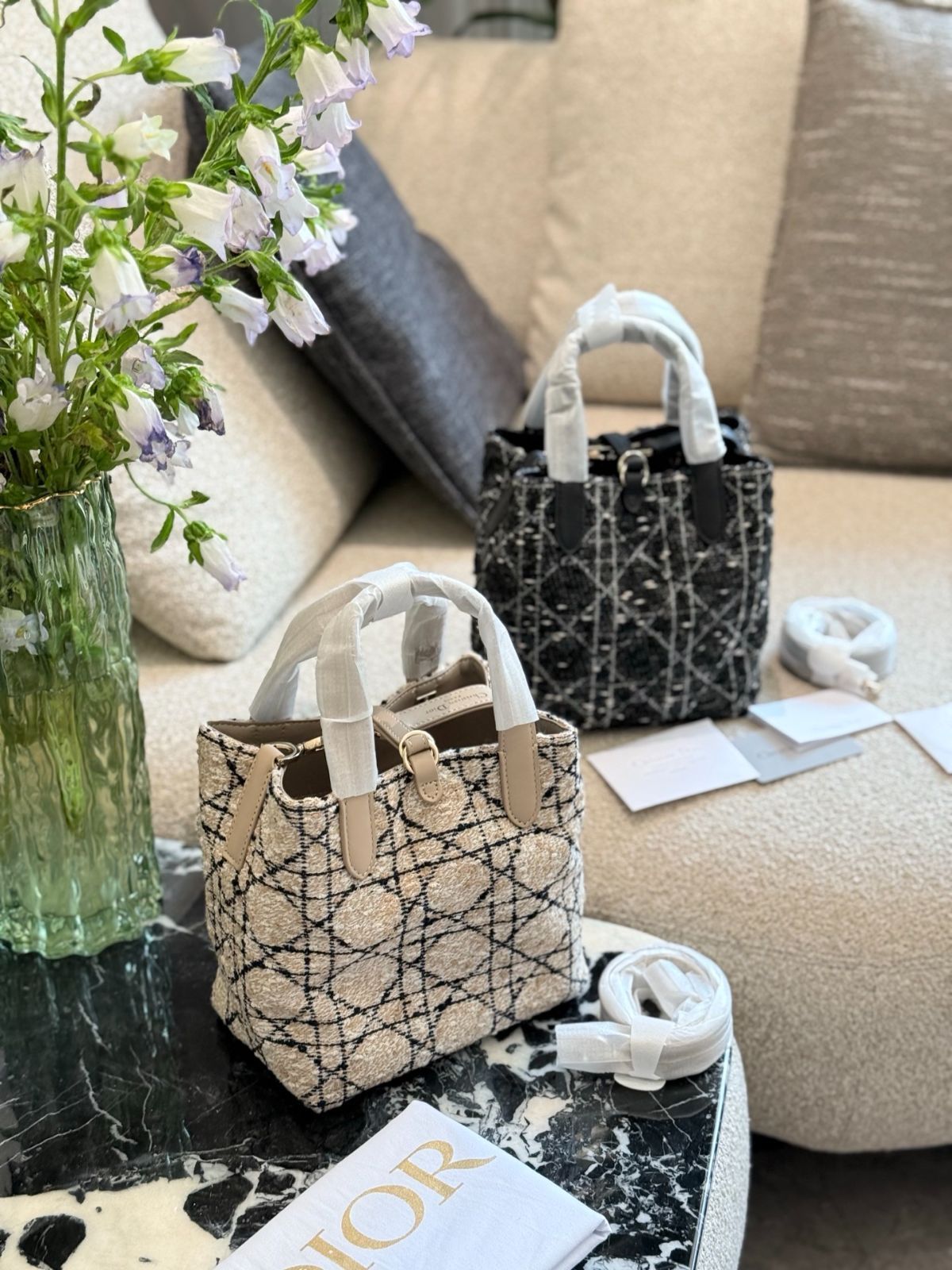 今日特価】Dior Toujours Vertical Small Tote ディオール トゥ