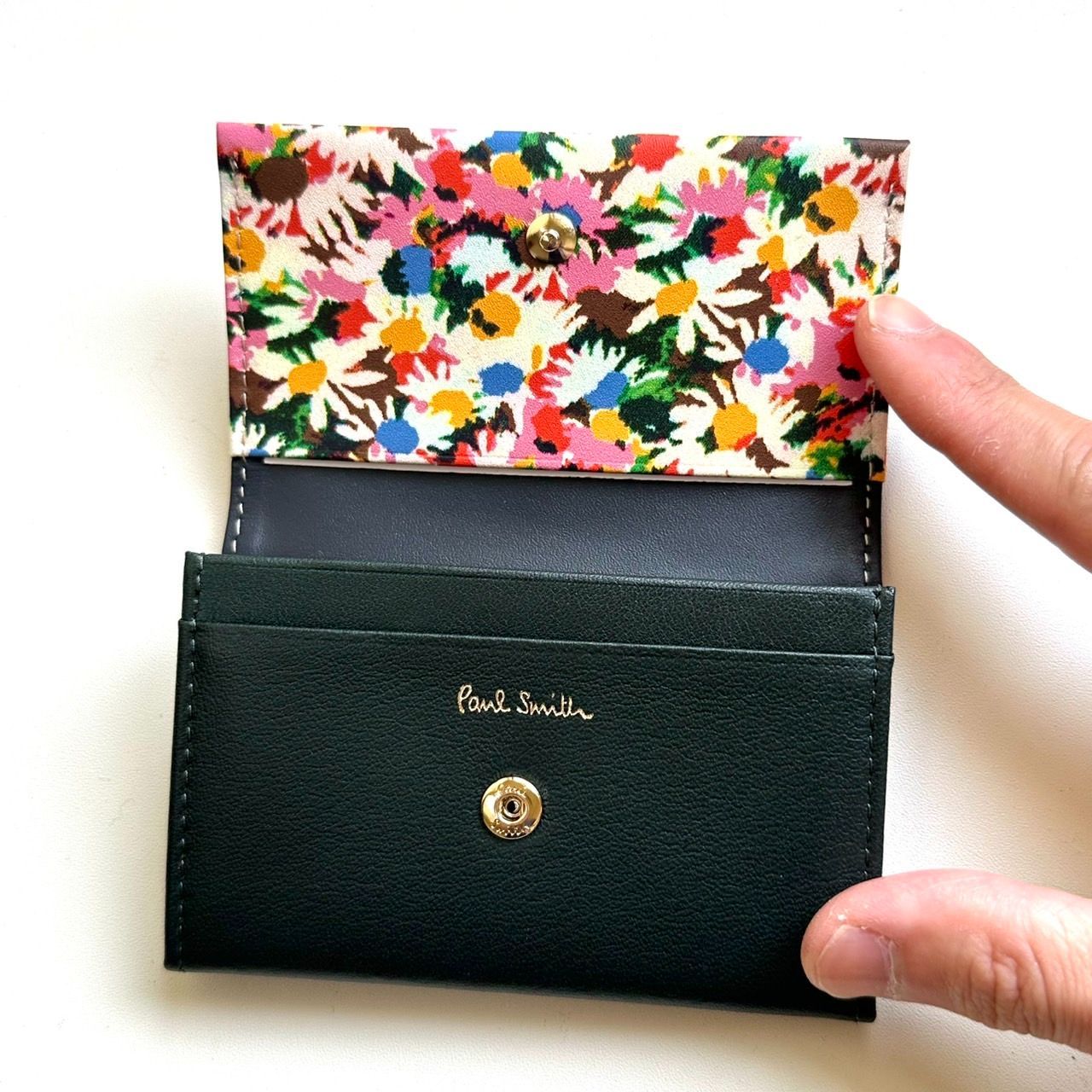 【Paul Smith】マーガレットプリントトリム 名刺入れ マーガレットプリントトリム 名刺入れ / Paul Smith