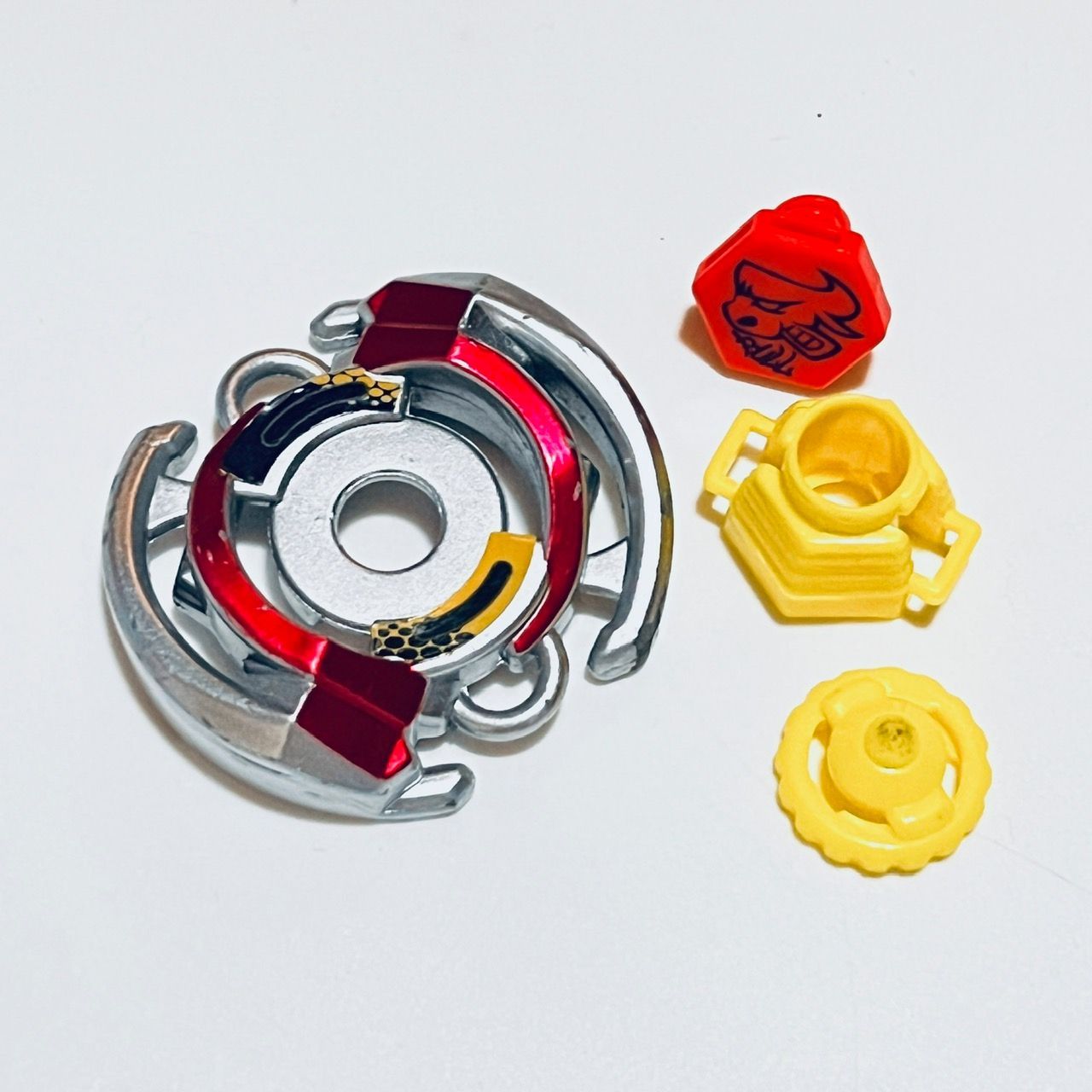 メタルファイトベイブレード 
アースアクイラ
ポイズンサーペント hq720.jpg?sqp=-