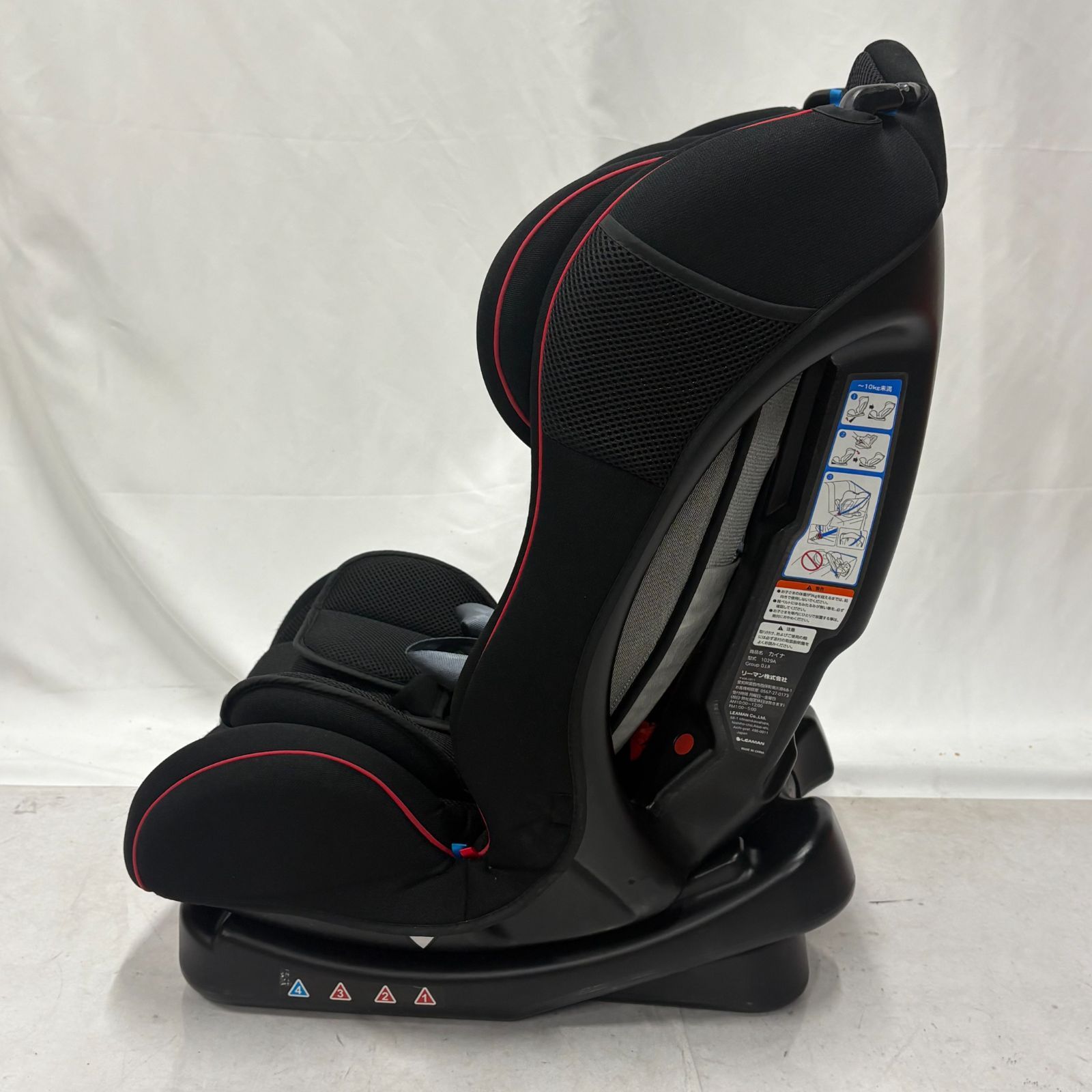 ブラック チャイルドシート