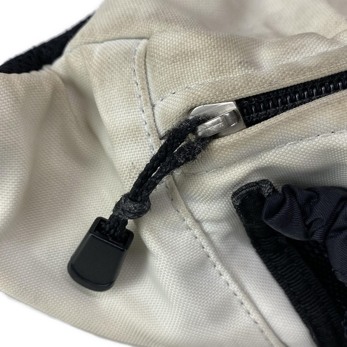CHANEL シャネル