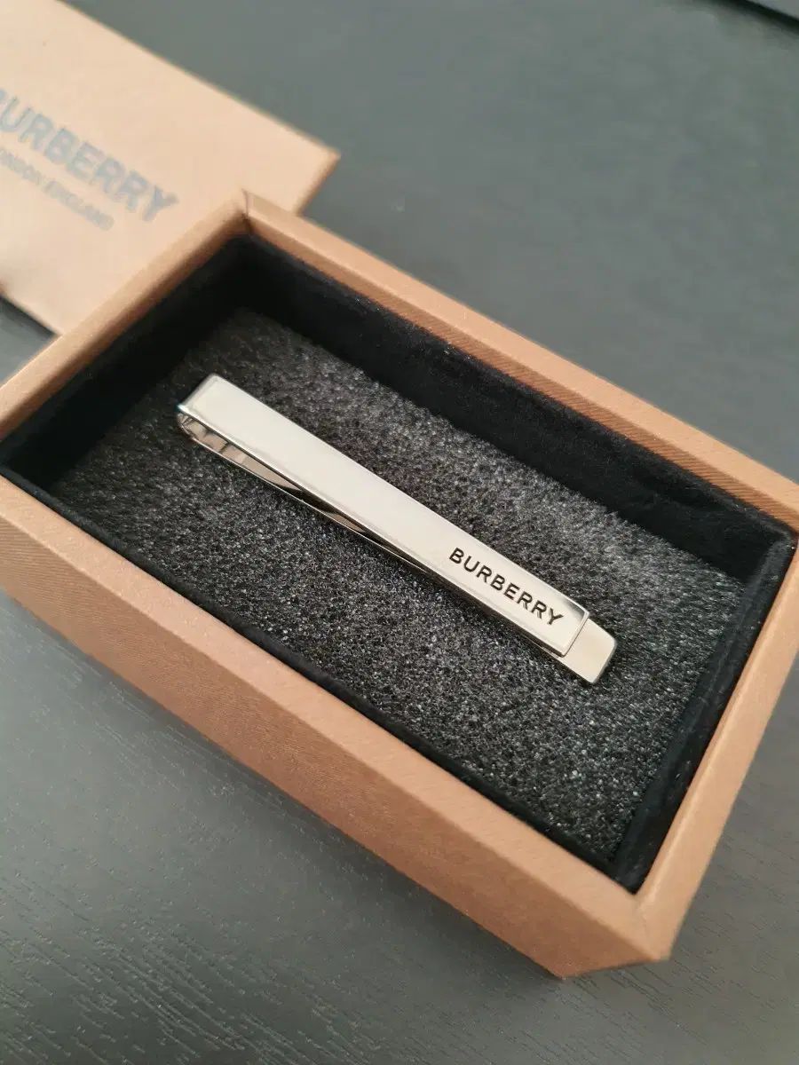 BURBERRY　ネクタイピン BURBERRY - BURBERRY ネクタイピン No.2068の通販 by ねこ's shop