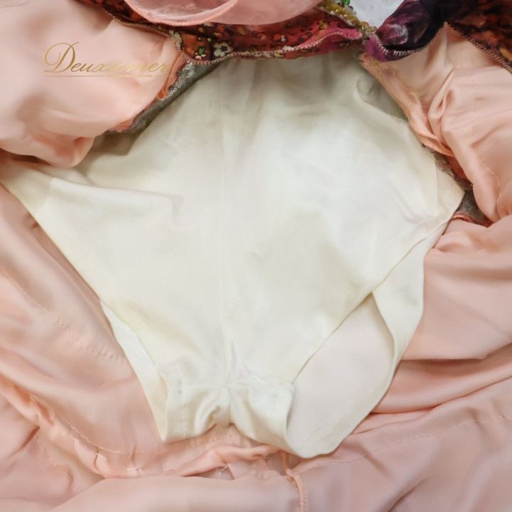 ベリーダンス オリエンタル 衣装 上下セット ピンク系 サーモンピンク ラインストーン ビーズ 花柄 装飾 レース フリル 舞台 発表会 イベント エレガント コスチューム ダンスパフォーマンス フェスティバル 豪華 スリット LLC-HASEGAWATOSO_COM