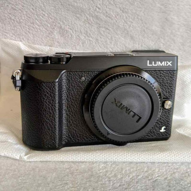超美品(シャッタ数306回) LUMIX DMC-GX7MK2K パナソニック Panasonic ミラーレス一眼カメラ ルミックス GX7