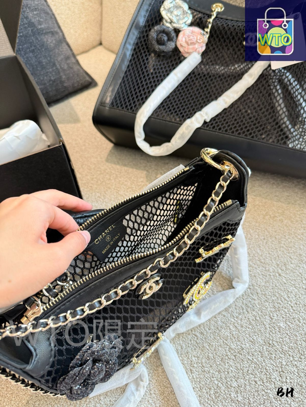 今日特価】Chanel Fishnet Hand Clutch シャネル フィッシュ