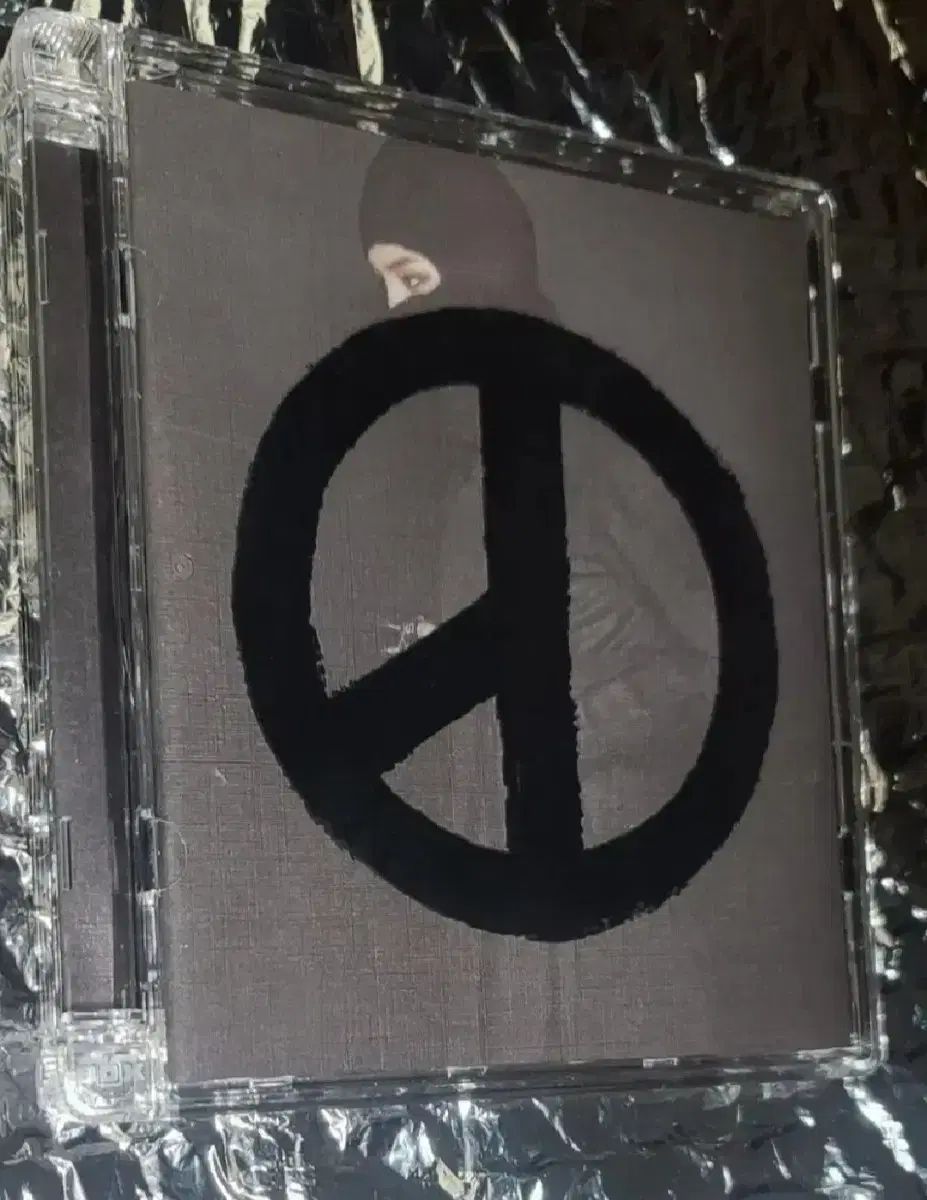 直筆サイン入りG-DRAGON ALBUM クーデター G-DRAGON COUP D'ETAT + ONE OF A KIND (2CD+DVD