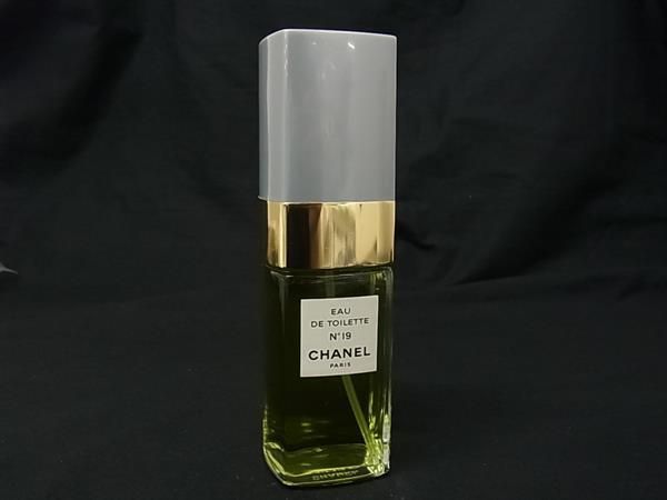 美品 CHANEL シャネル  N19 オードトワレ 100ml 香水 フレグランス パフューム DF6698